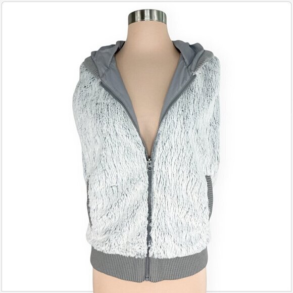 Patagonia Feather Grey Conejo Vest Fleece Fur Fuzzzy Full Zip Hoodie NWT NEW M - Picture 3 of 5